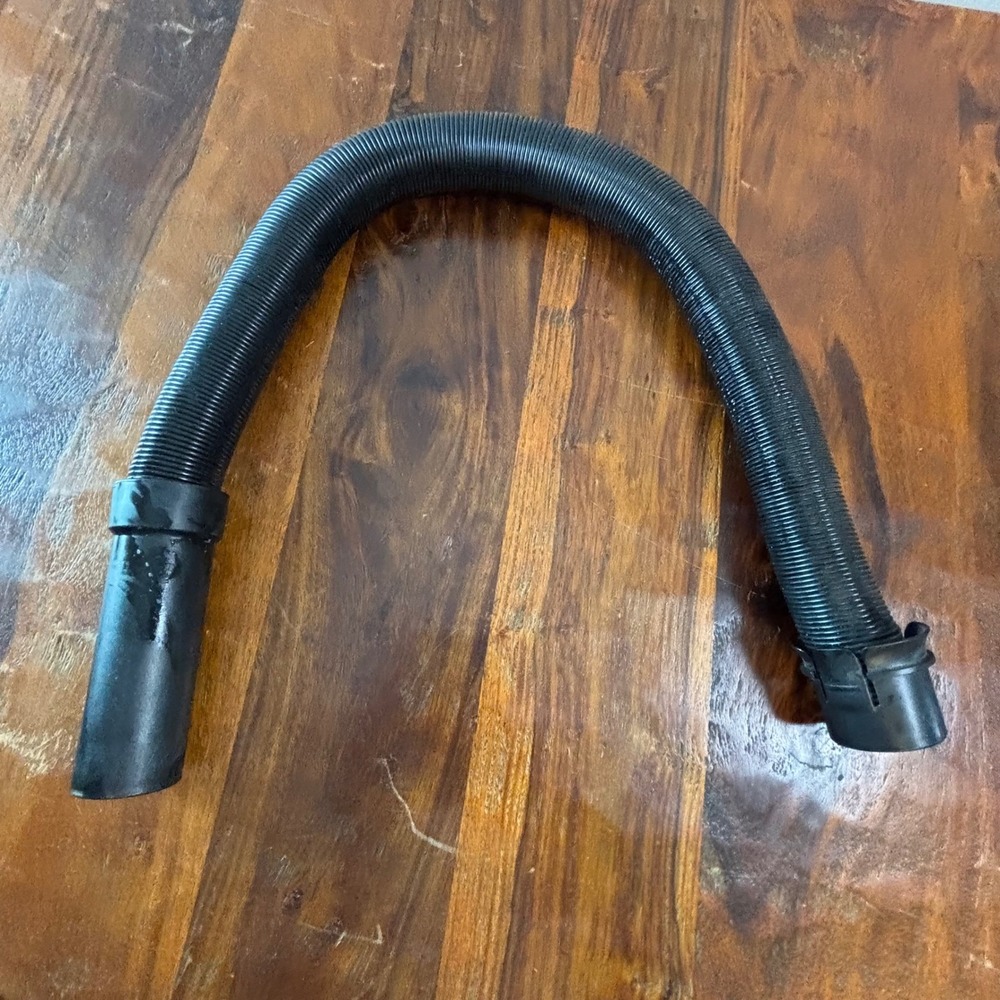 Bissell 10096 Replacement Vacuum Hose Assembly Black Flexible Ribbed 31 Inch